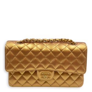 Classic (DF) Medium Metallic Gold Shoulder Bag in Lambskin, Gold hardware