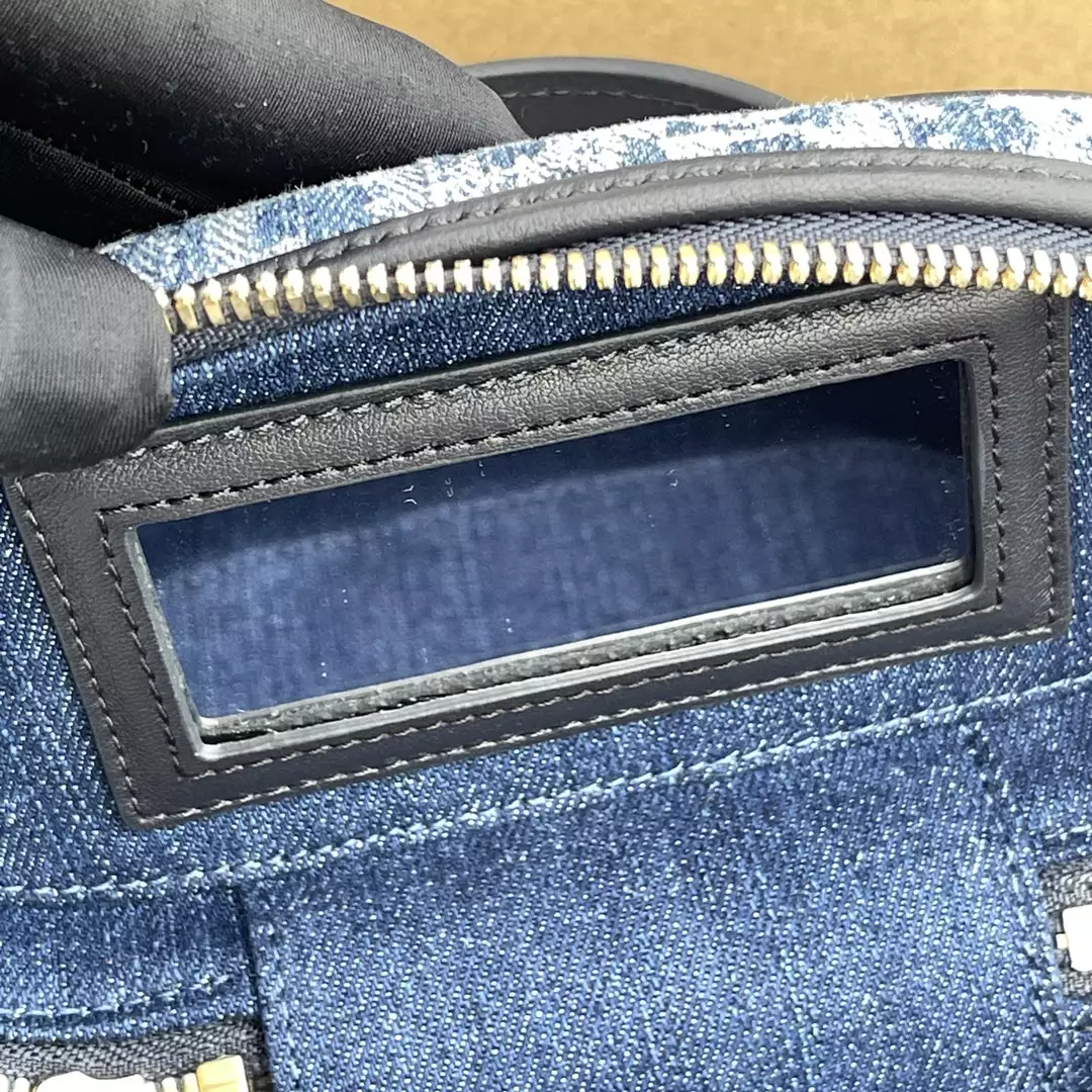 30 Montaigne Mini Vanity Case Blue Denim Dior Oblique Jacquard - Image 10