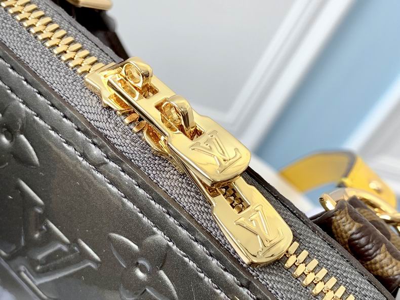 Alma BB Vernis Monogram Taupe Metallise - Image 8