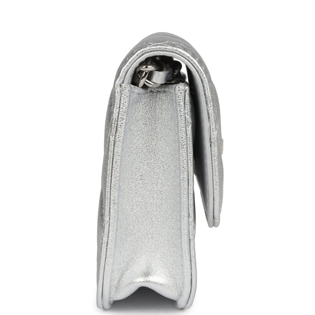 Chanel Crystal CC Walk Of Fame Clutch on Chain Silver Metallic Goatskin Silver Hardware - Image 5