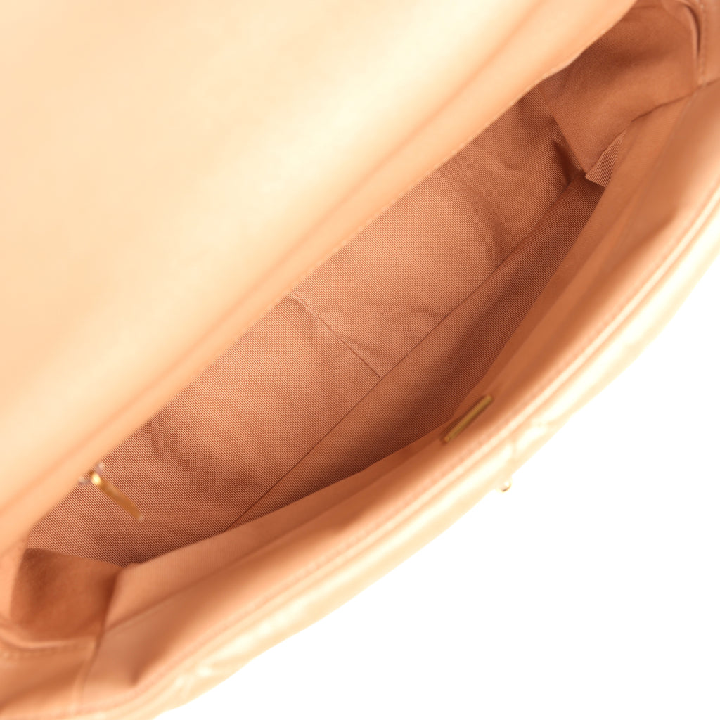 Pre-owned Chanel Large 19 Flap Bag Pearly Blush Shiny Lambskin Mixed Metal Hardware - Image 9