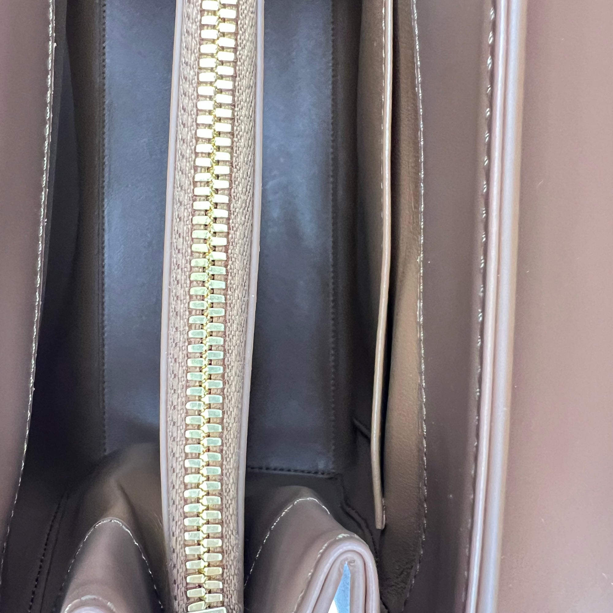 16 Top Handle Bag Brown in Calfskin, Gold hardware - Image 12