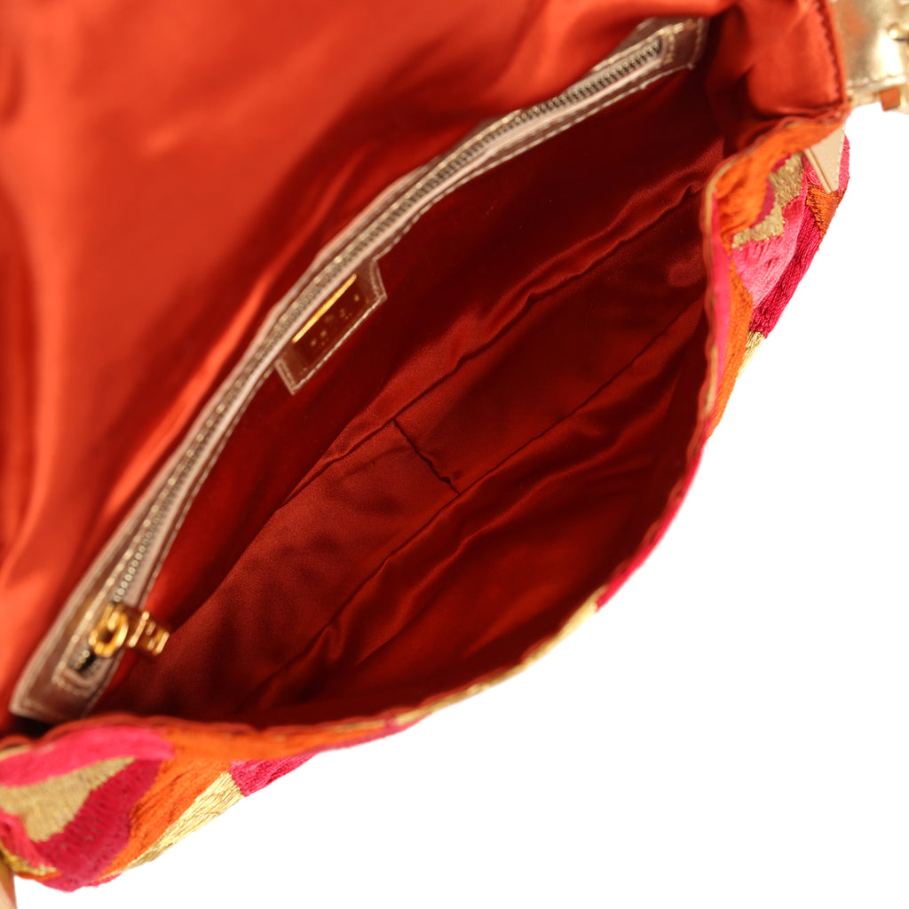 Vintage Fendi Patchwork Baguette Bag Gold, Pink, Orange and Red Embroidered Silk Gold Hardware - Image 9