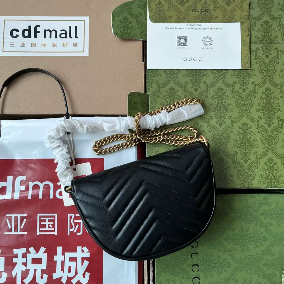 GG Marmont Matelassé Chain Mini Bag - Image 4