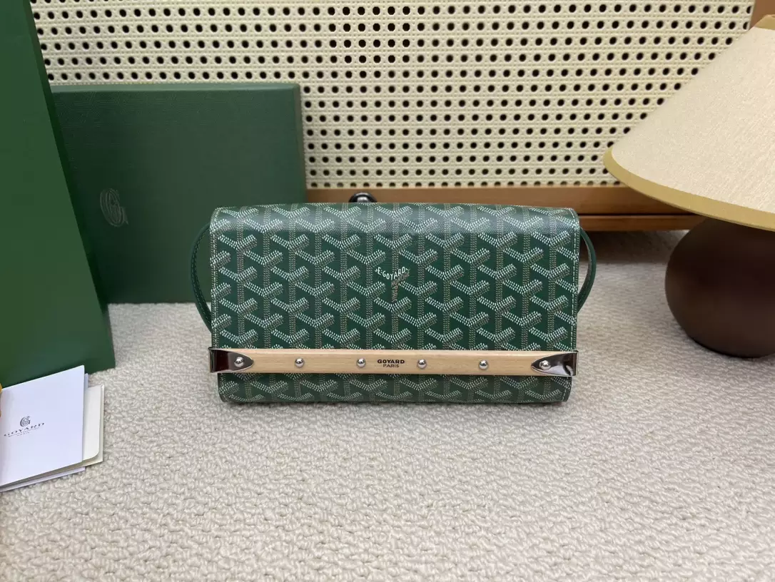 Goyard Monte-Carlo PM Clutch - Repbags.ru - Image 3