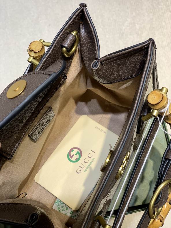 Gucci Diana jumbo GG mini tote bag - Image 10