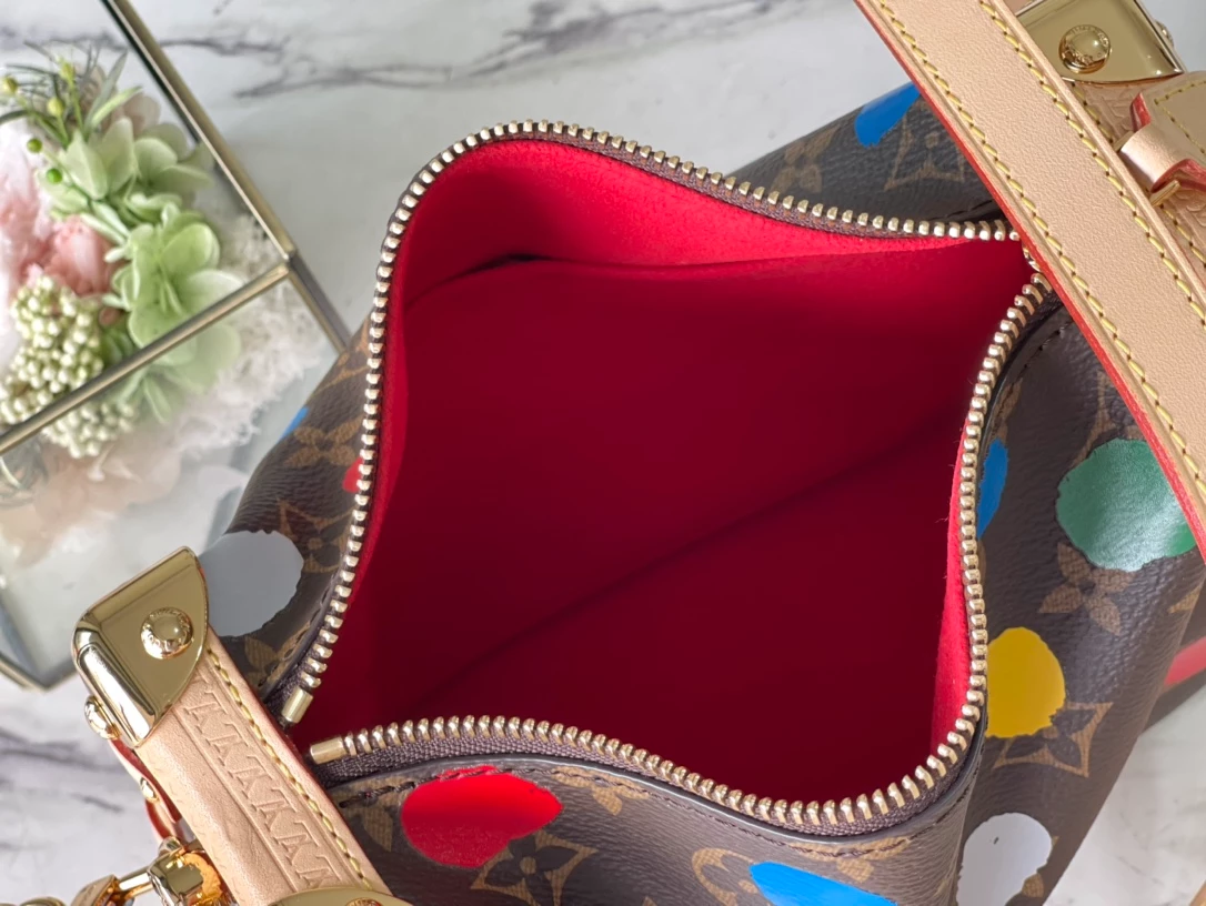 LV x YK Side Trunk Monogram Canvas - LB296 - Image 8