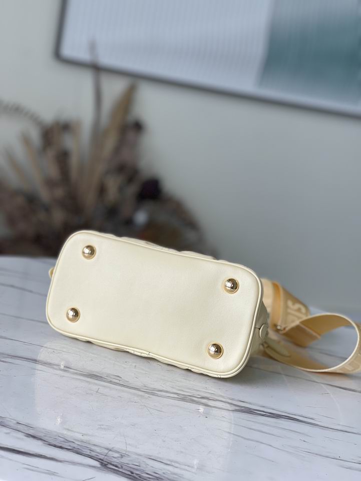 Louis Vuitton Alma BB Banana Yellow - Image 6