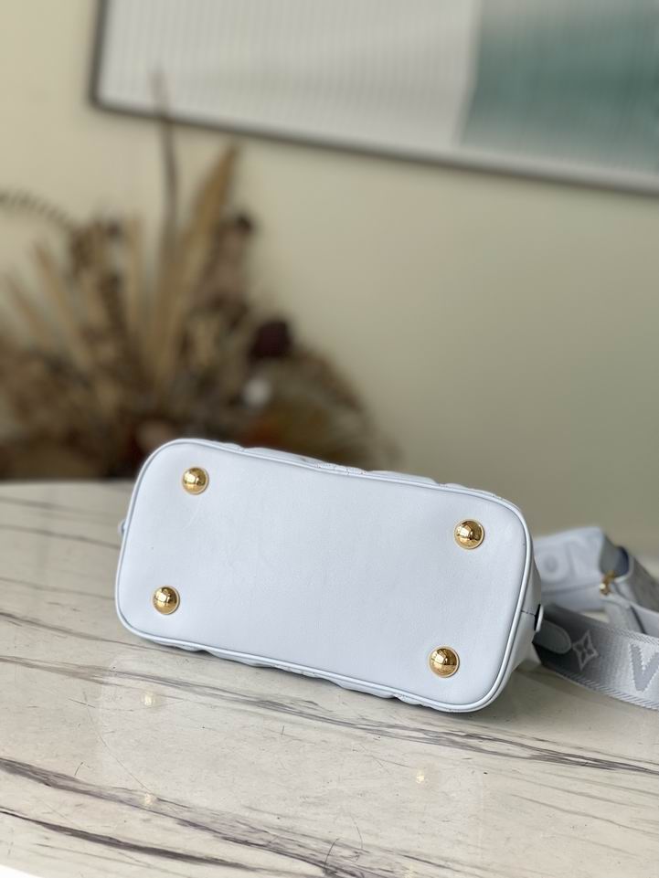 Louis Vuitton Alma BB Bleu Glacier Quilted - Image 6