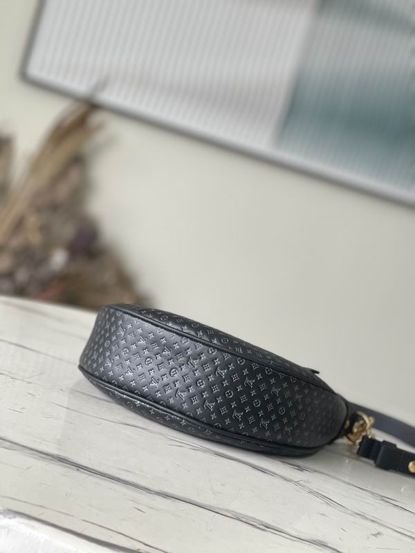 Louis Vuitton Loop Baguette Black Calfskin - Image 5