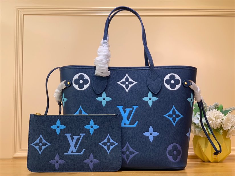 Louis Vuitton Neverfull MM Tote Bag - Image 3