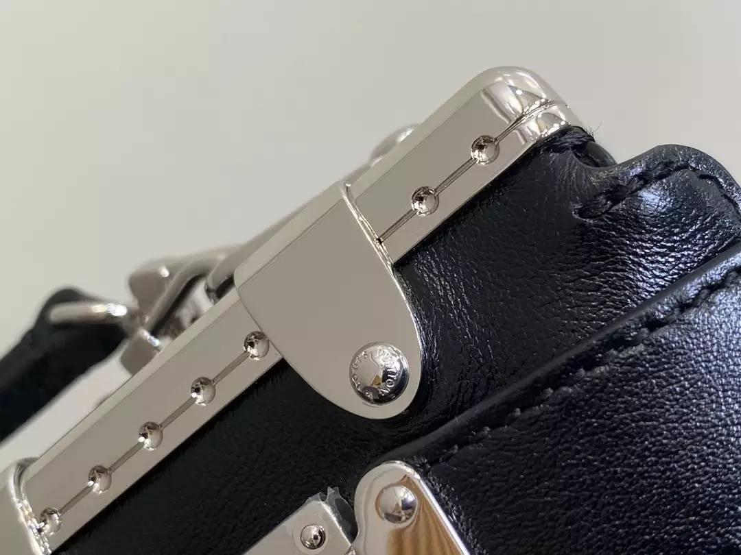 Louis Vuitton Slim Trunk Black Calf Leather Bag - Repbags.ru - Image 9