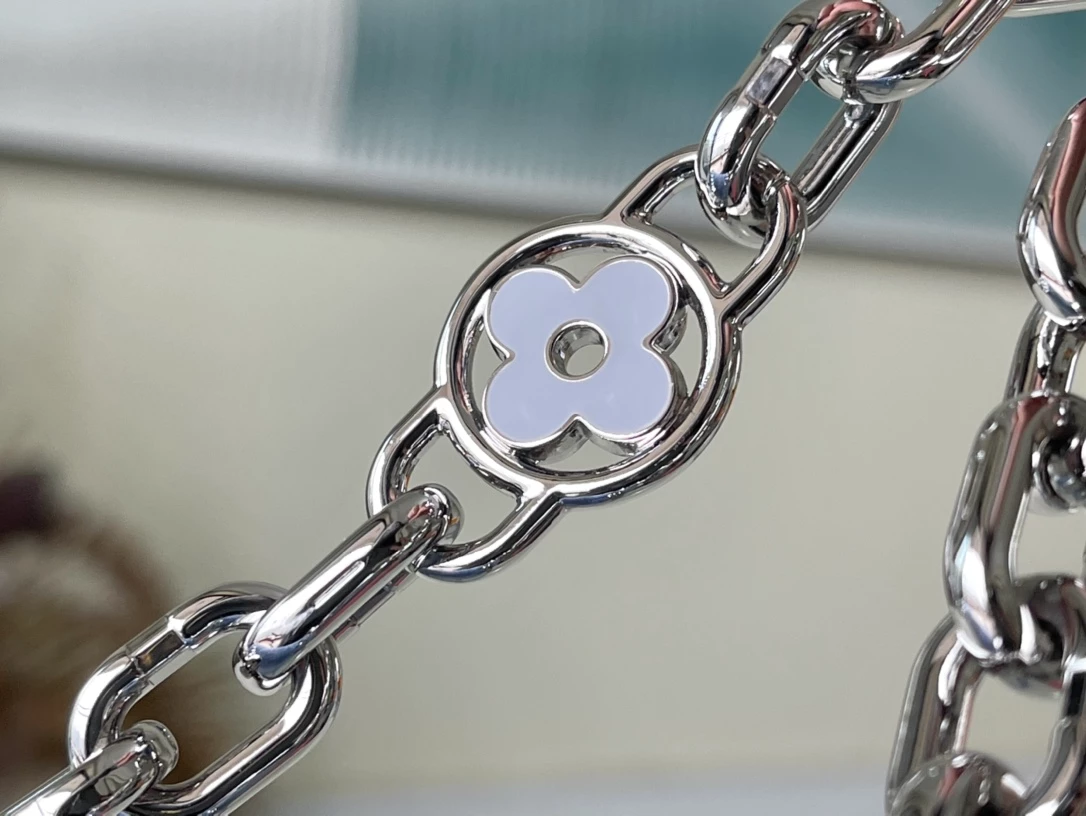 Louis Vuitton Twist MM Bag - LB262 - Image 9