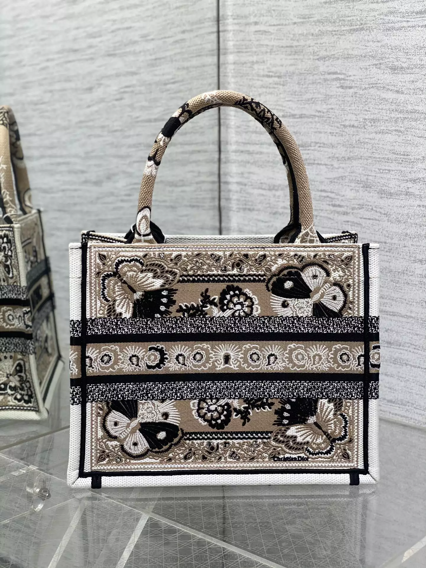 Medium Dior Book Tote Beige Multicolor - Repbags.ru - Image 5