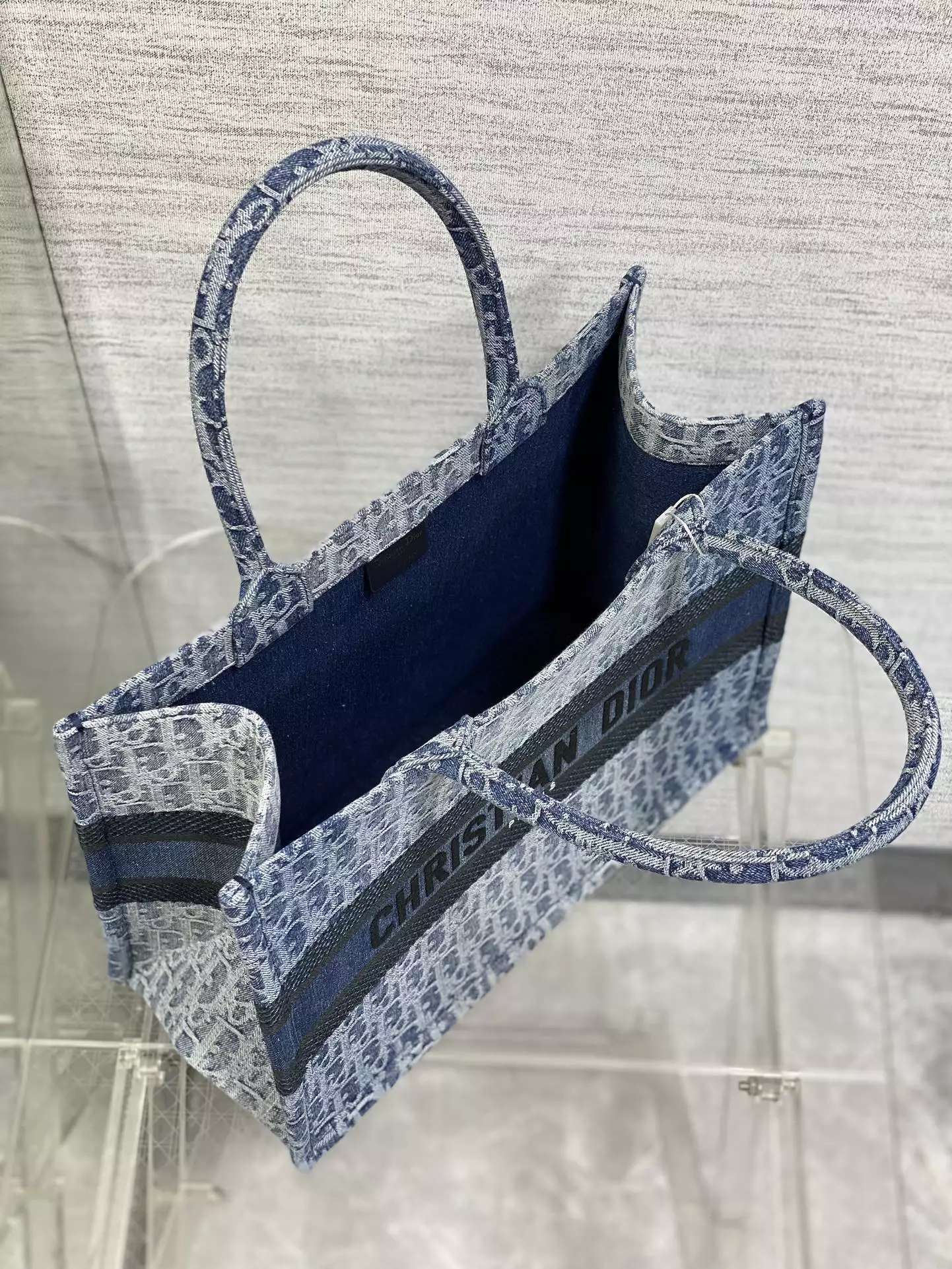 Medium Dior Book Tote Blue Denim Dior Oblique - Repbags.ru - Image 10