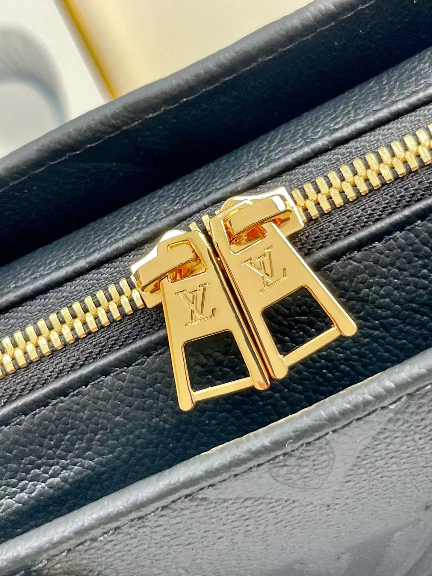 OnTheGo East West Monogram Empreinte Black Leather - Repbags.ru - Image 7