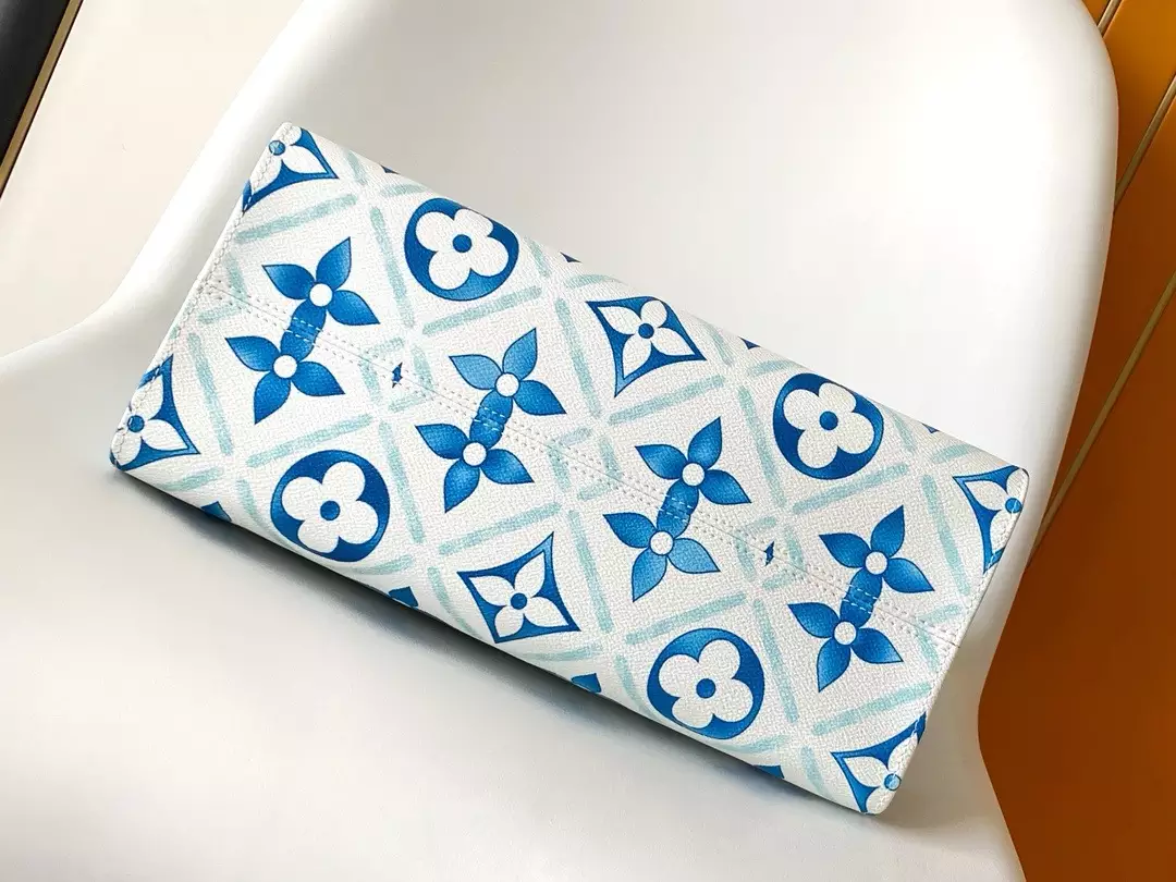 OnTheGo MM Lagoon Blue Monogram Tiles Canvas - Repbags.ru - Image 7