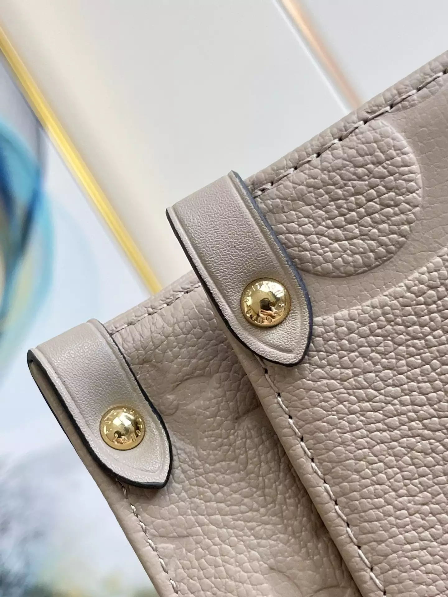 OnTheGo MM Monogram Empreinte Dune Leather - Repbags.ru - Image 5