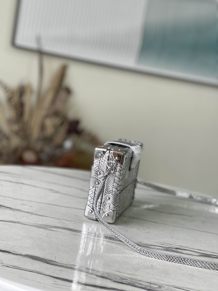 Petite Malle Silver Metallise Froisse - Image 5