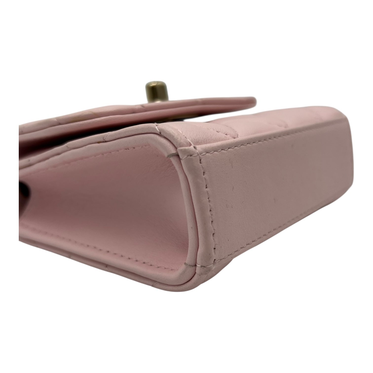 Trendy CC Wallet On Chain Pink in Lambskin, Gold hardware - Image 11