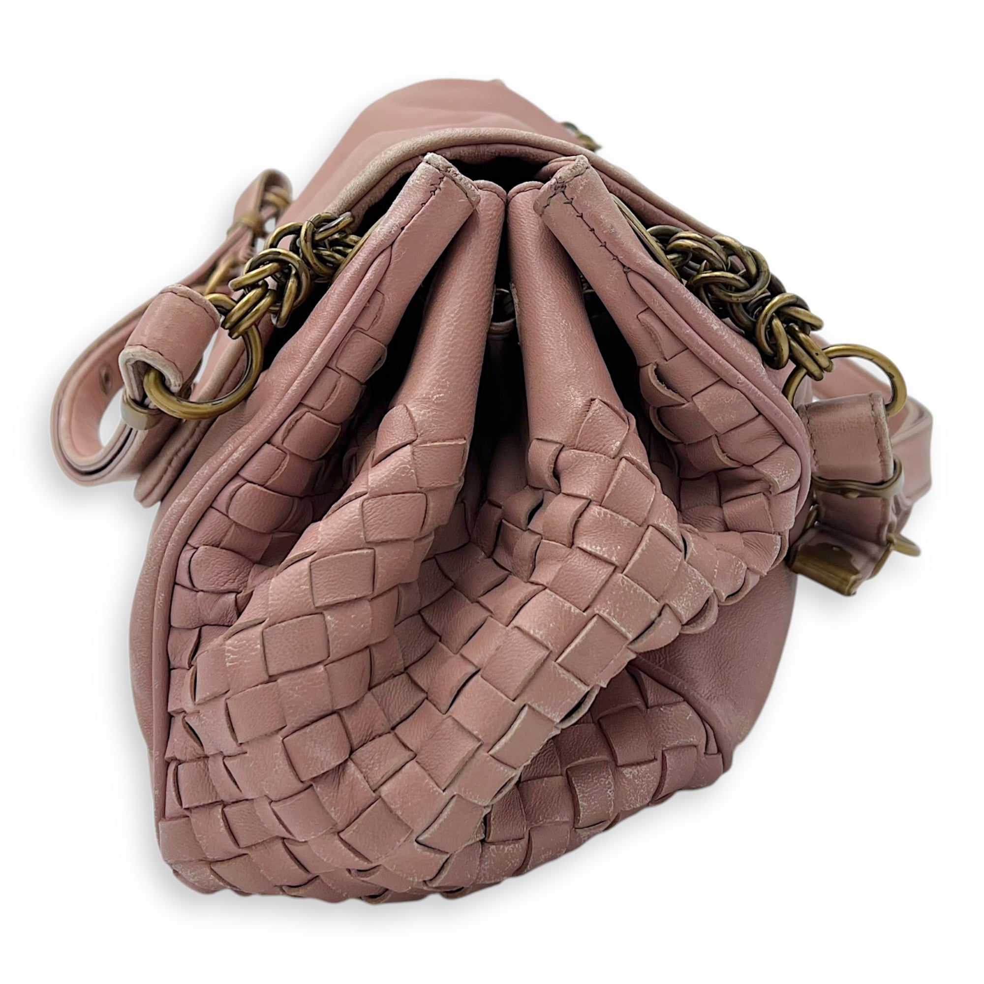 Vintage Flap Shoulder Bag Pink in Calfskin, Gold hardware - Image 4