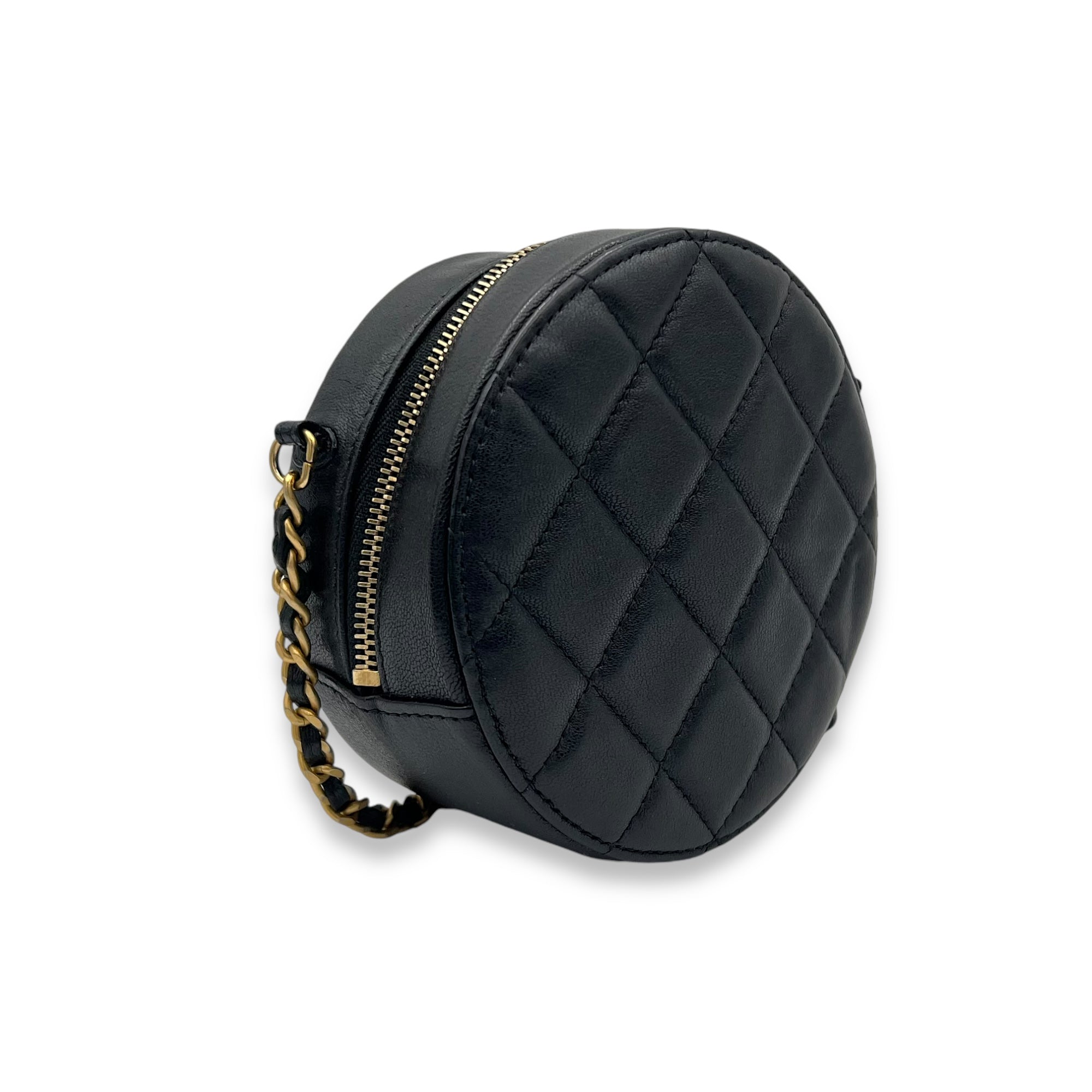 Round CC Crossbody Bag Black in Lambskin, Gold hardware - Image 5