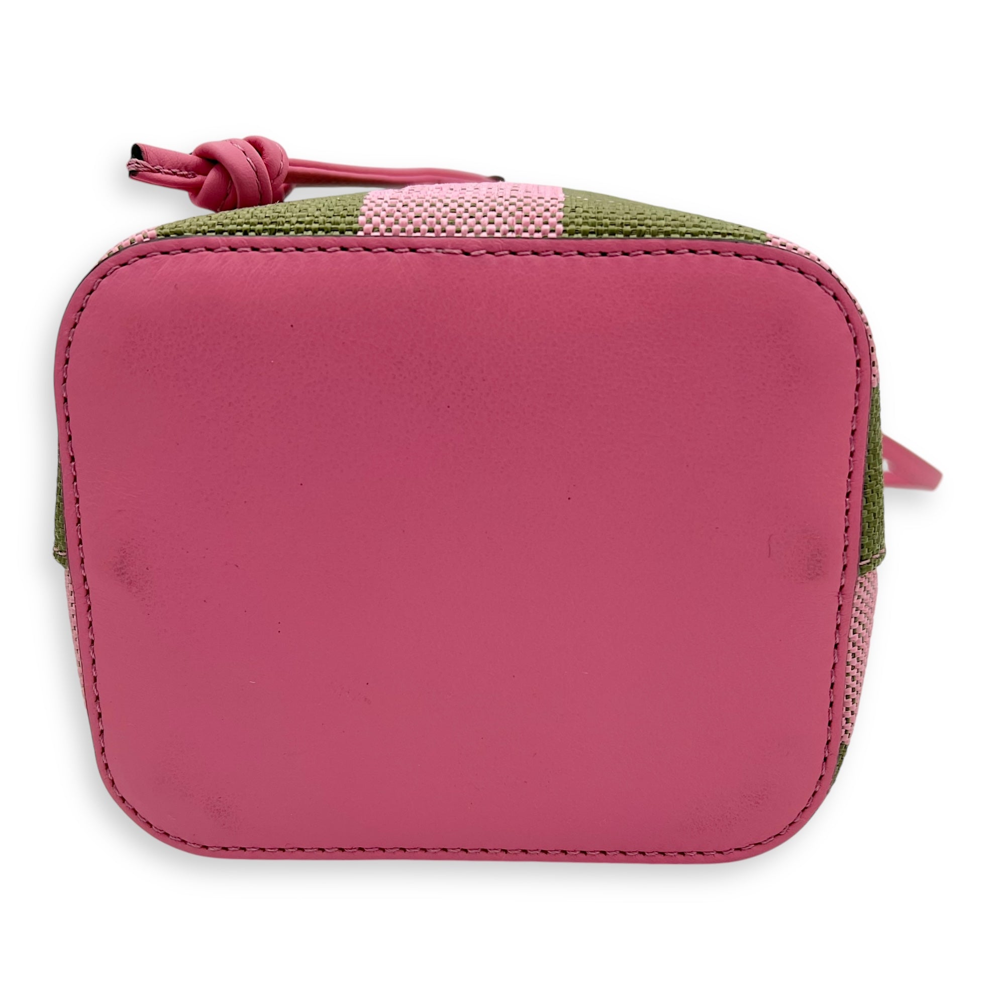 Mon Tresor Mini Pink Bucket Bag in Raffia, Gold hardware - Image 6