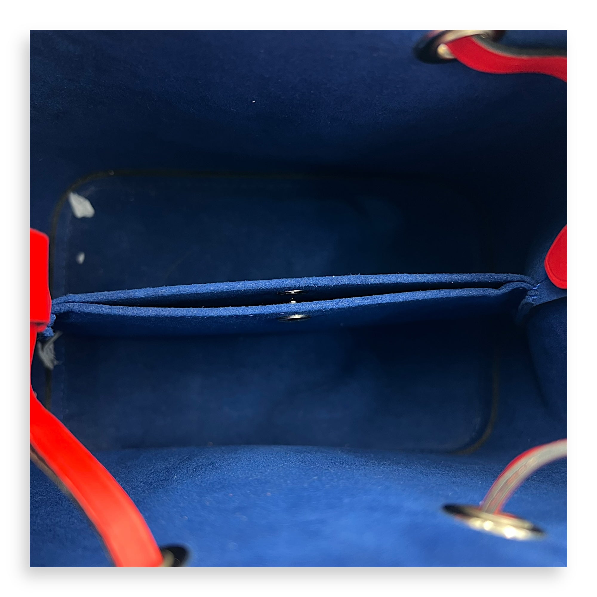 NeoNoe Bucket Bag BB Black in Epi Leather, Silver hardware - Image 7