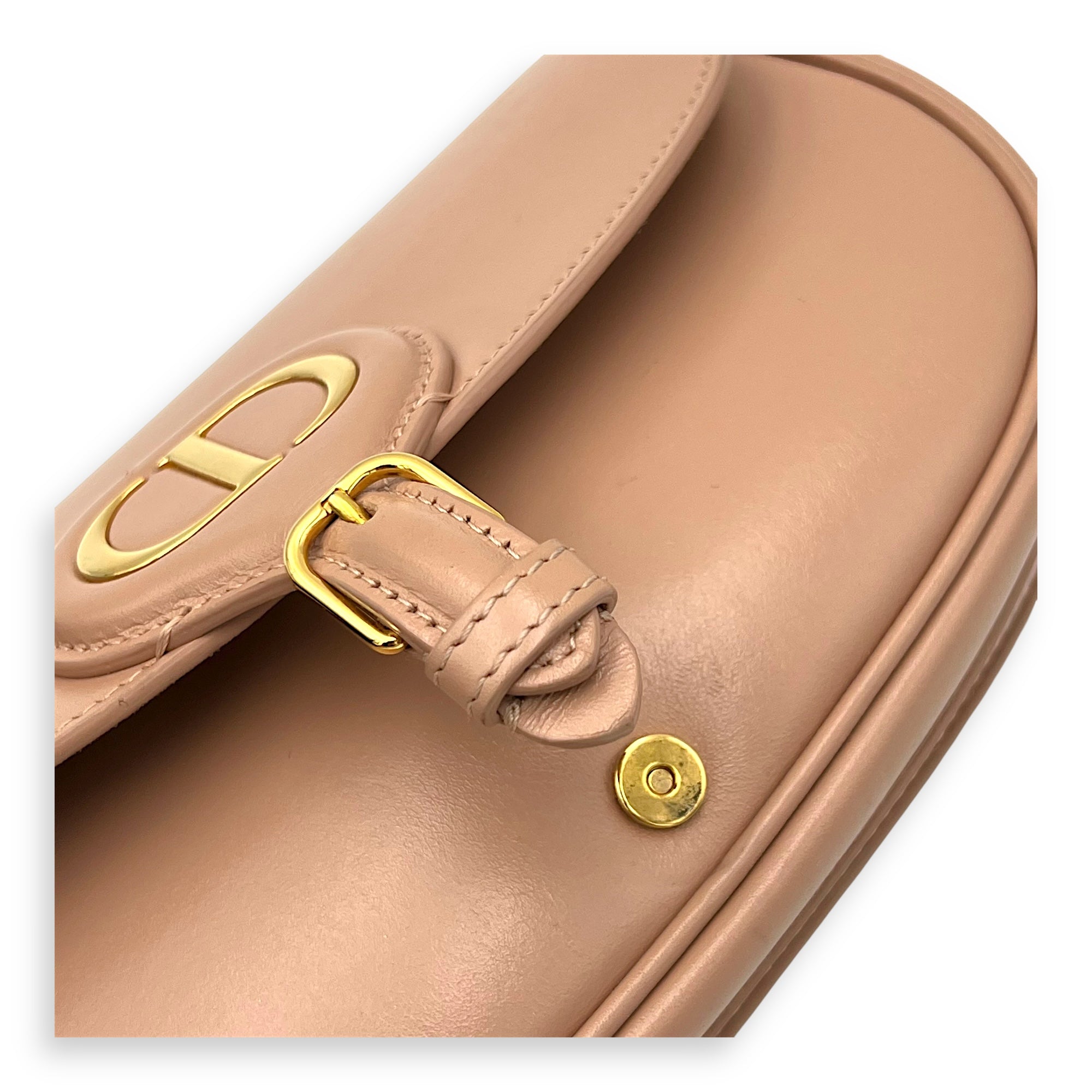 Bobby Shoulder Bag Pink in Calfskin, Gold hardware - Image 8