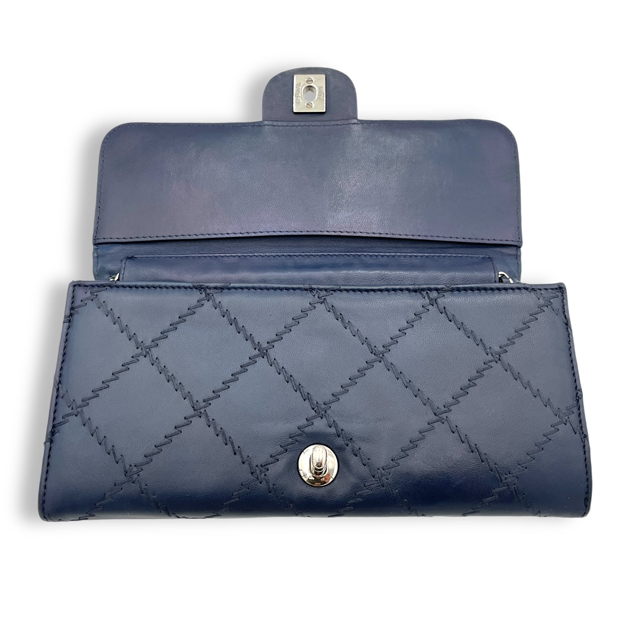 Ultimate Stitch Blue Wallet On Chain in Lambskin, Silver hardware - Image 10