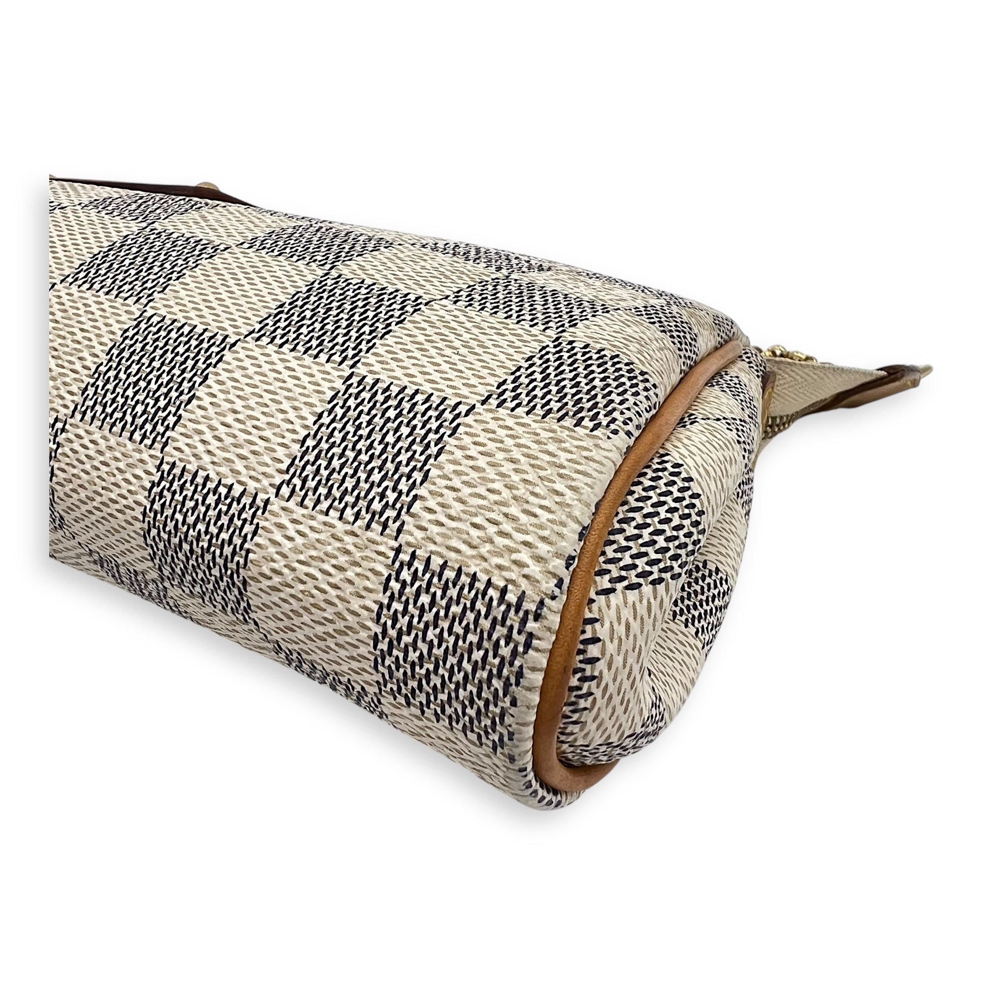 Eva Pouch White in Coated Canvas, Gold hardware - Image 9