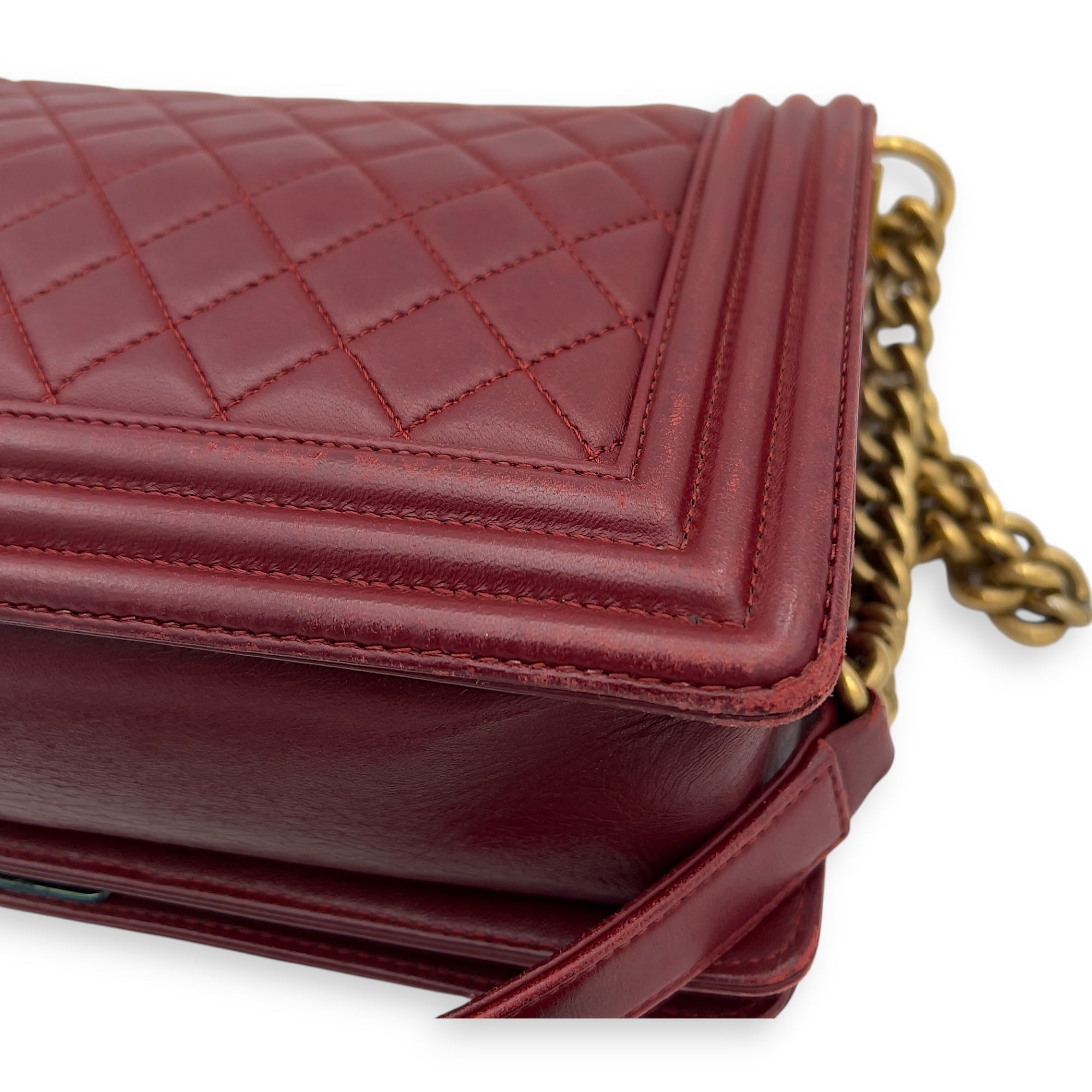 Boy Shoulder Bag Medium Red in Calfskin, Gold hardware - Image 11