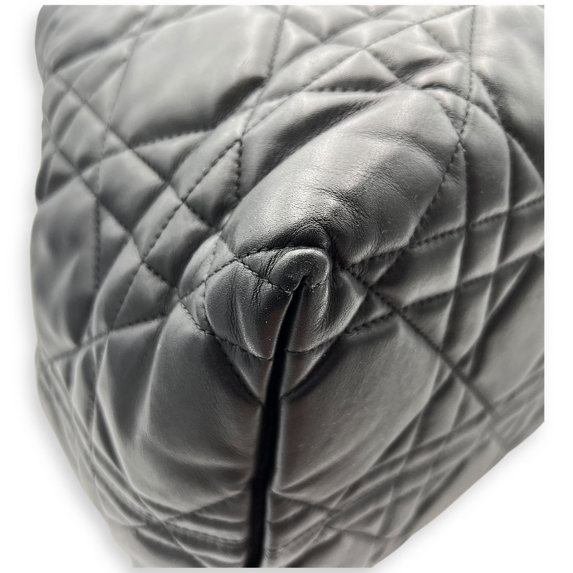 Toujours Top Handle Bag Large Black in Lambskin, Gold hardware - Image 11