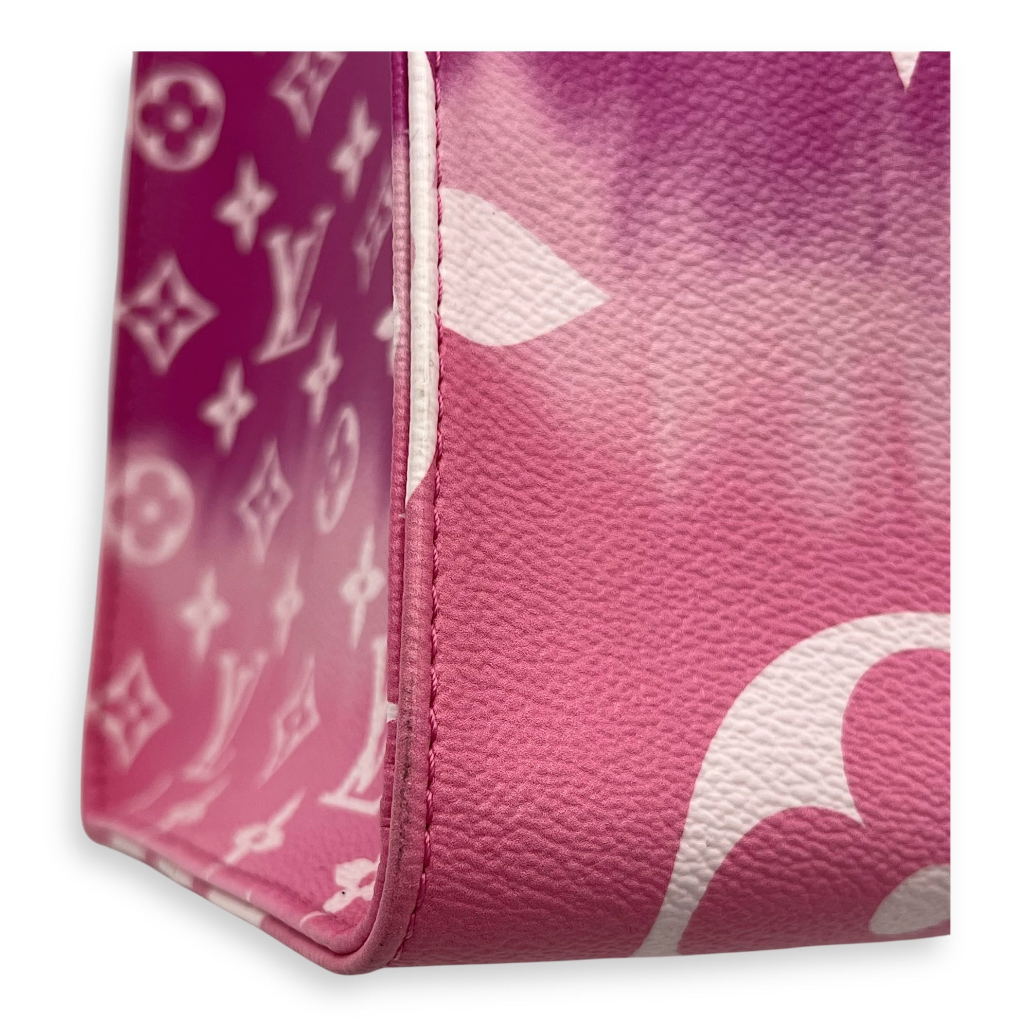 OnTheGo GM Multi-colour Tote Bag in Coated Canvas, Silver hardware - Image 7