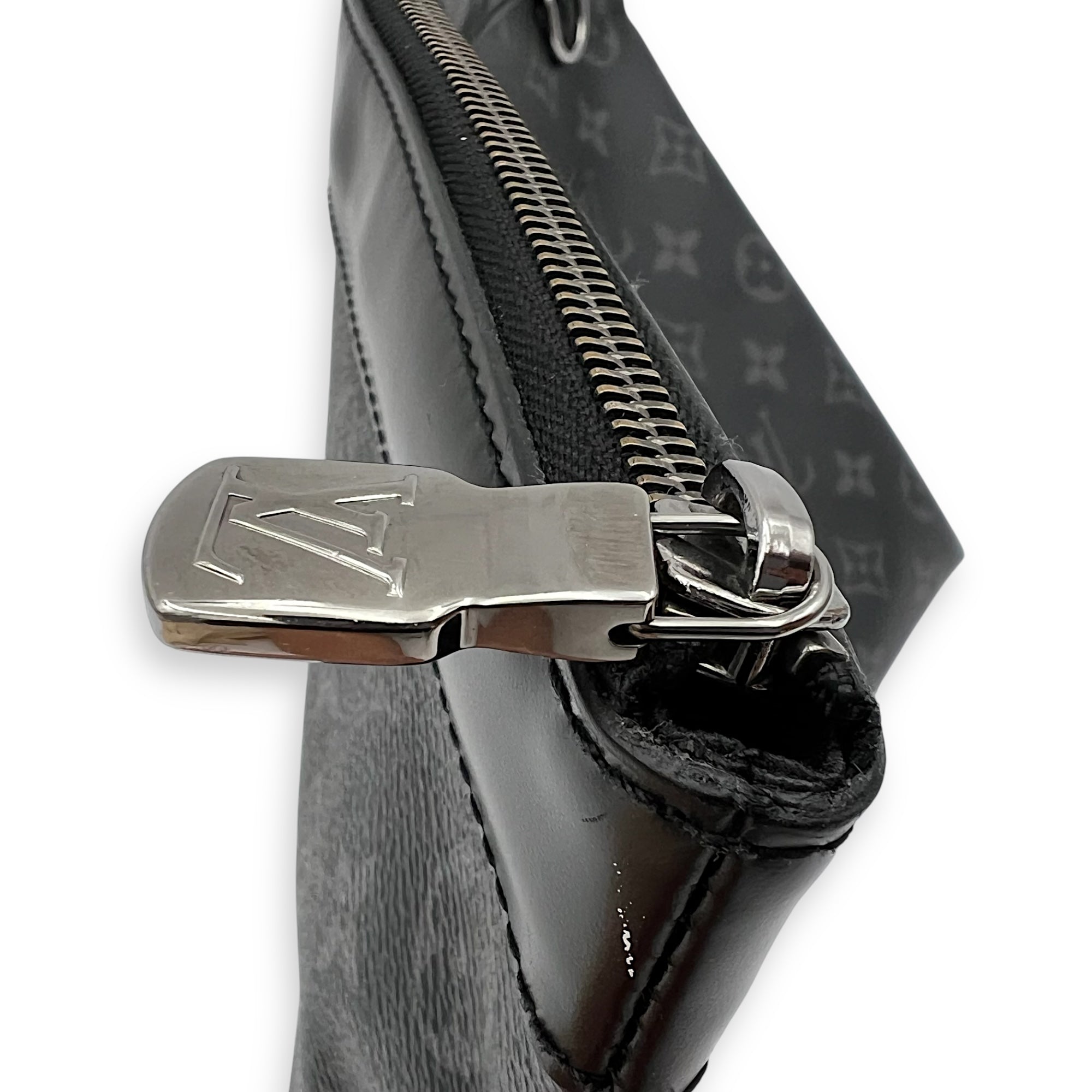 Discovery Pouch Grey in Monogram Coated Canvas, Silver hardware - Image 13