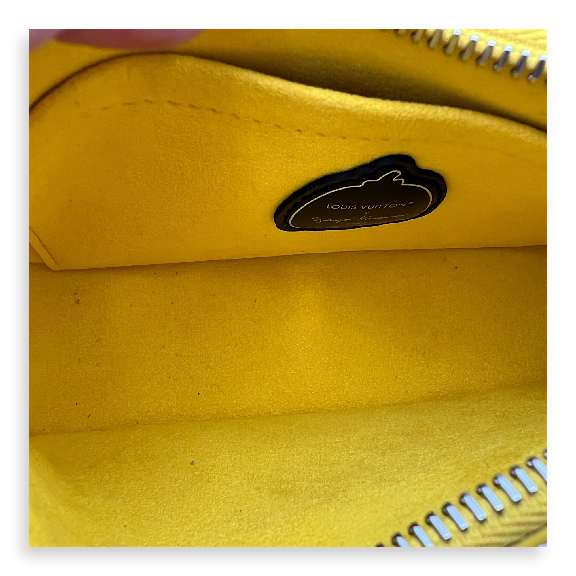 Marellini x Yayoi Kusama Shoulder Bag in Epi Leather, Silver hardware - Image 9