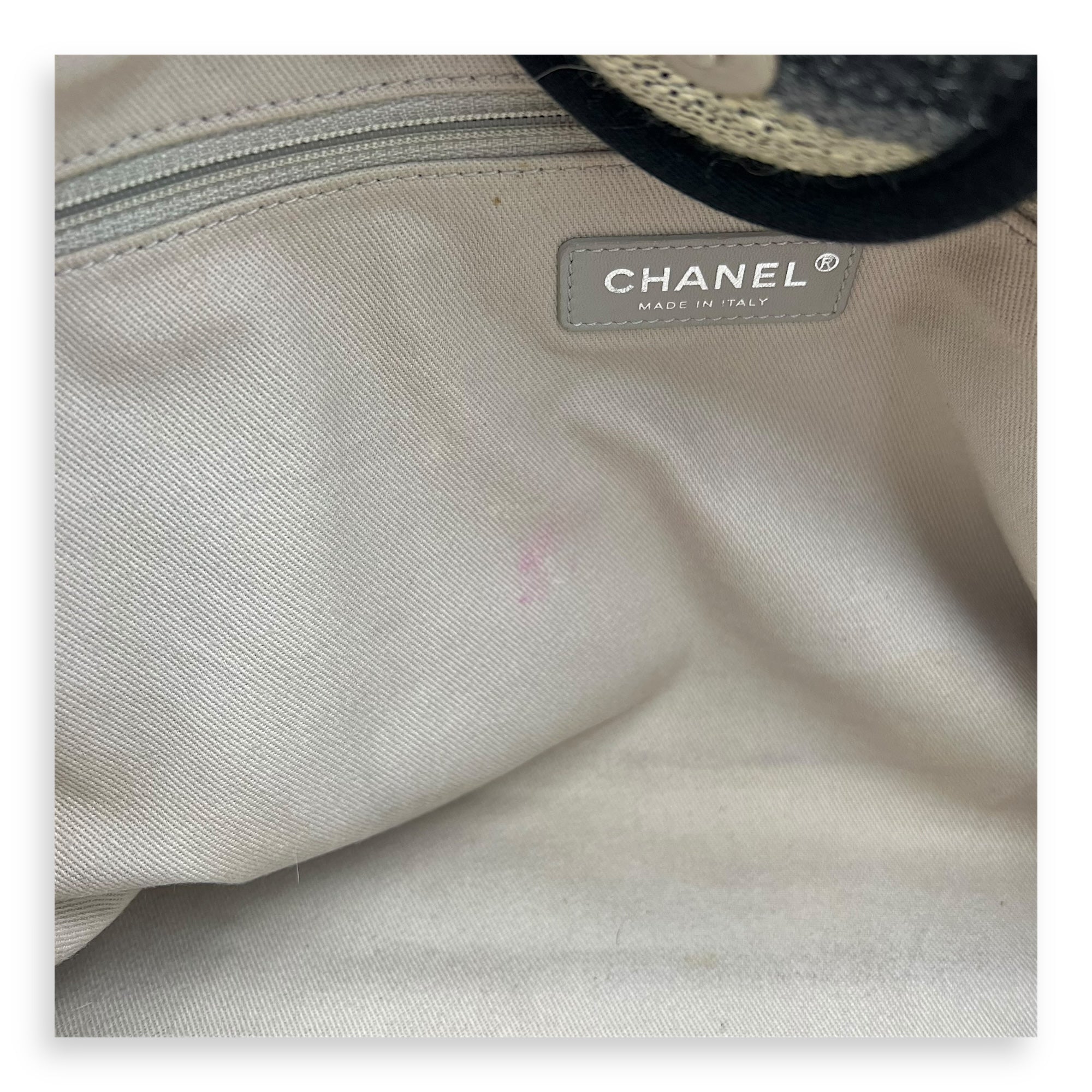 Deauville Tote Bag Black in Canvas, Silver hardware - Image 8