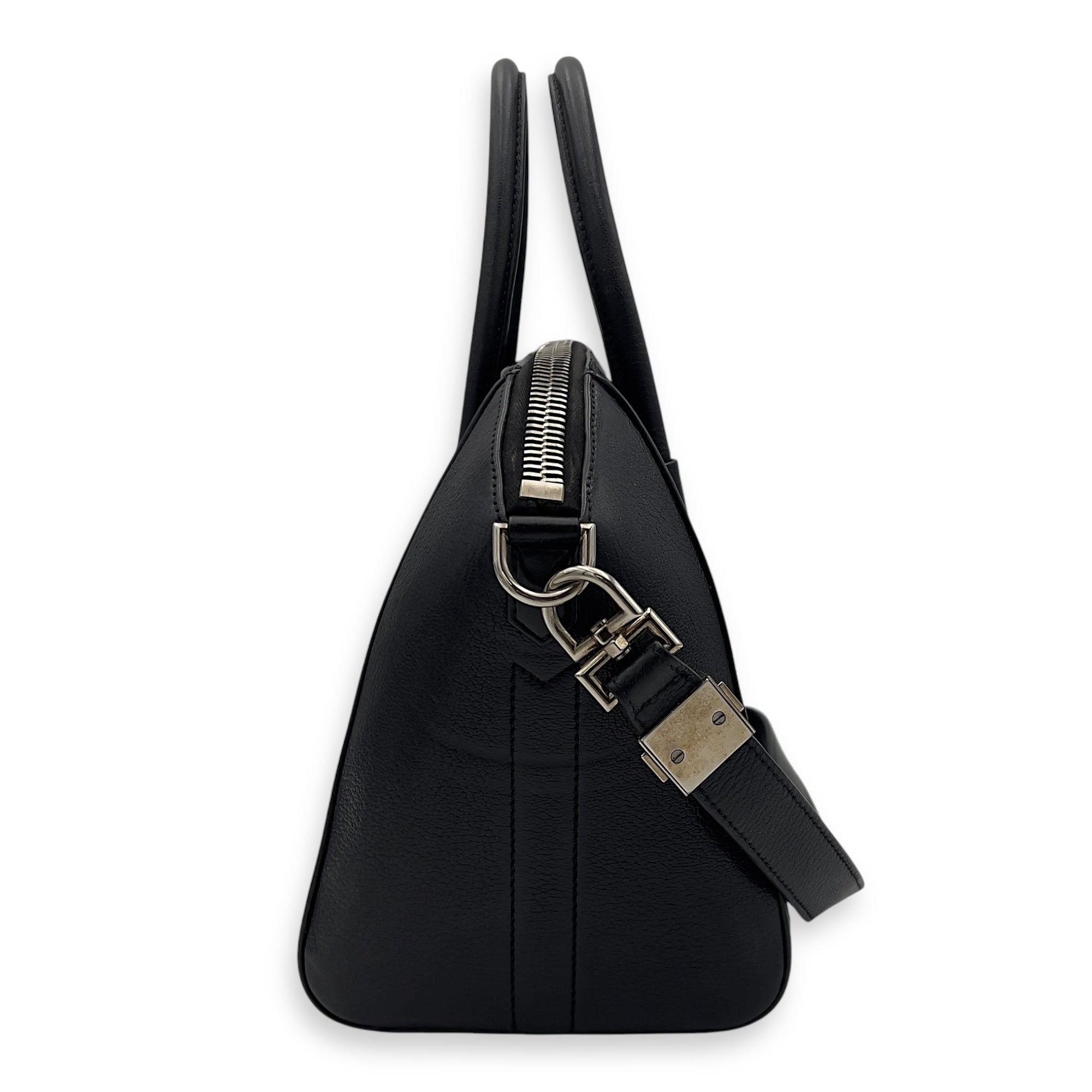 Antigona Black Top Handle Bag in Goat Leather, Silver hardware - Image 5
