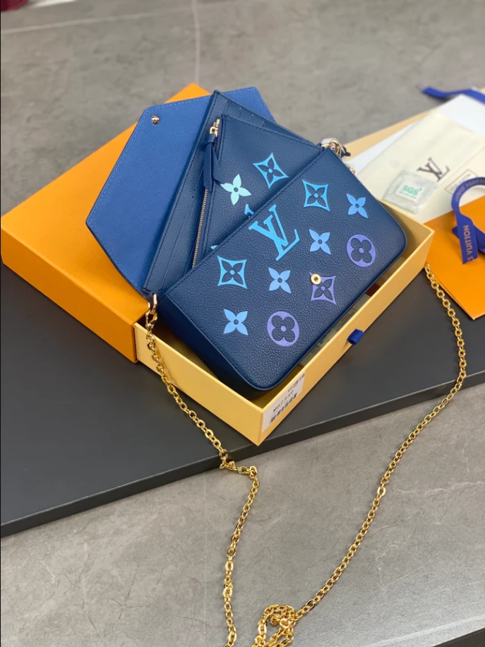 Pochette Félicie Monogram Empreinte Leather - LB254 - Image 5