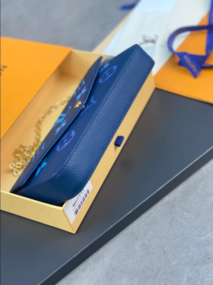 Pochette Félicie Monogram Empreinte Leather - LB254 - Image 6