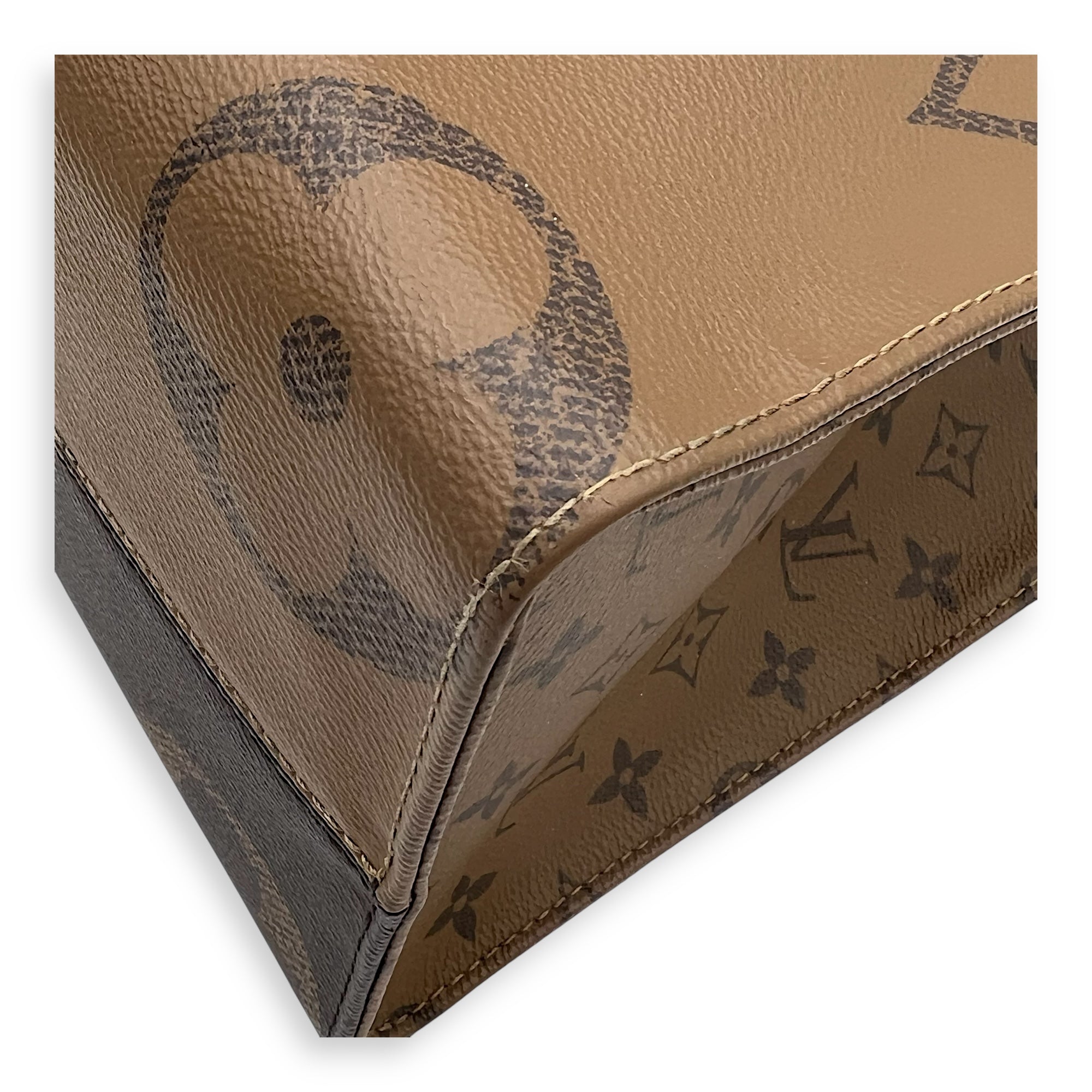 OnTheGo MM Brown Top Handle Bag in Monogram Coated Canvas, Gold hardware - Image 7