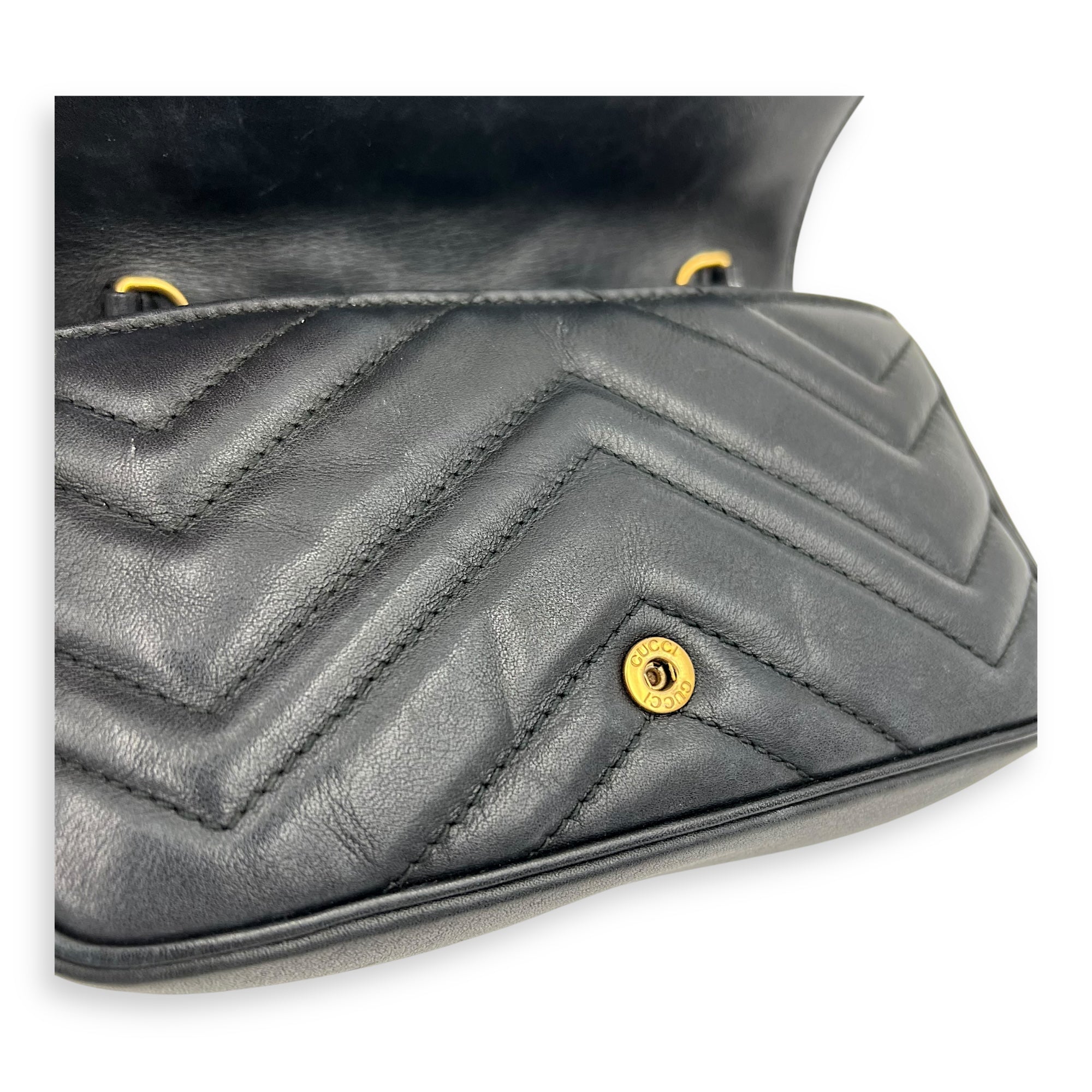 GG Marmont Crossbody Bag Super Mini Black in Calfskin, Gold hardware - Image 12