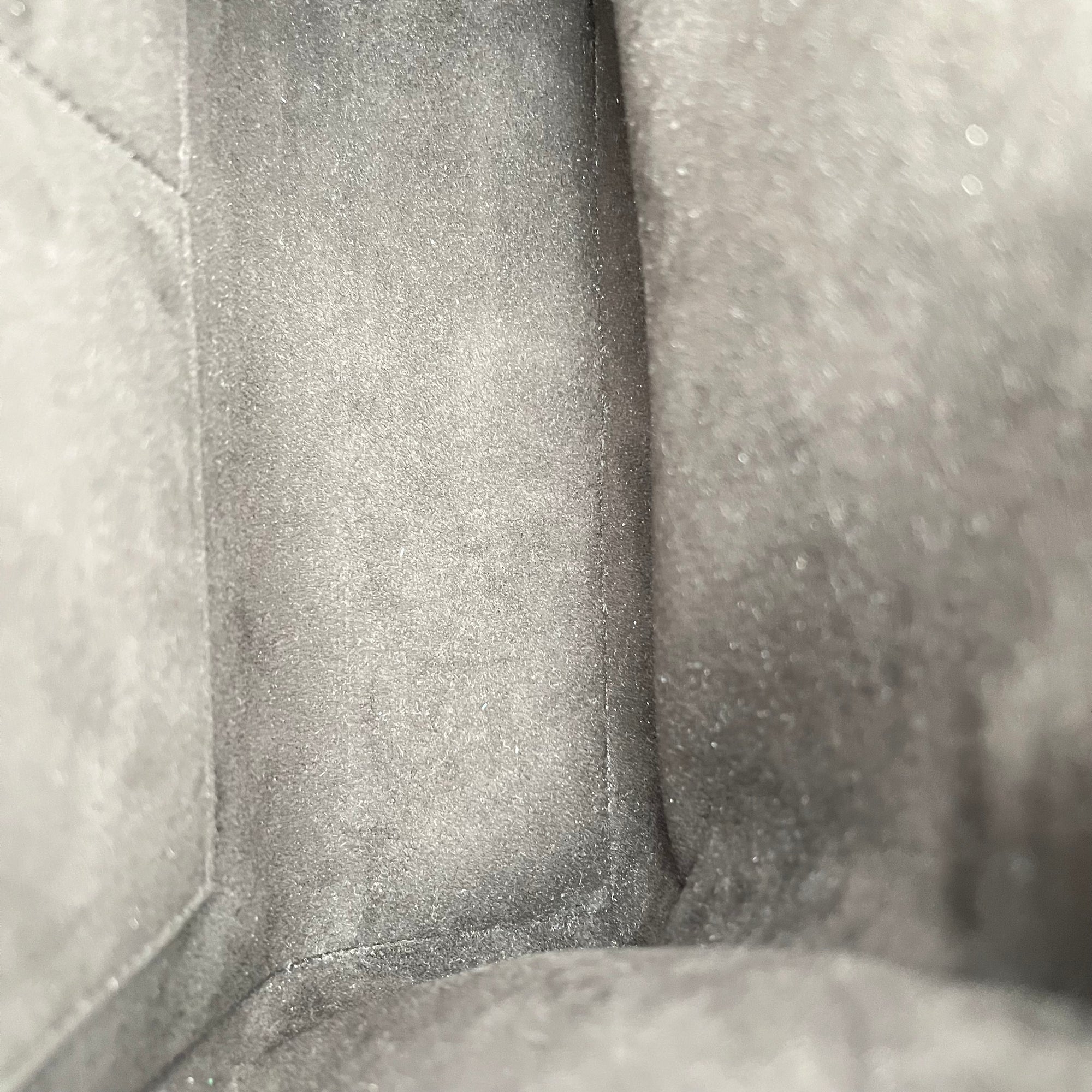 Trocadero Shoulder Bag Black in Empreinte Leather, Gold hardware - Image 12