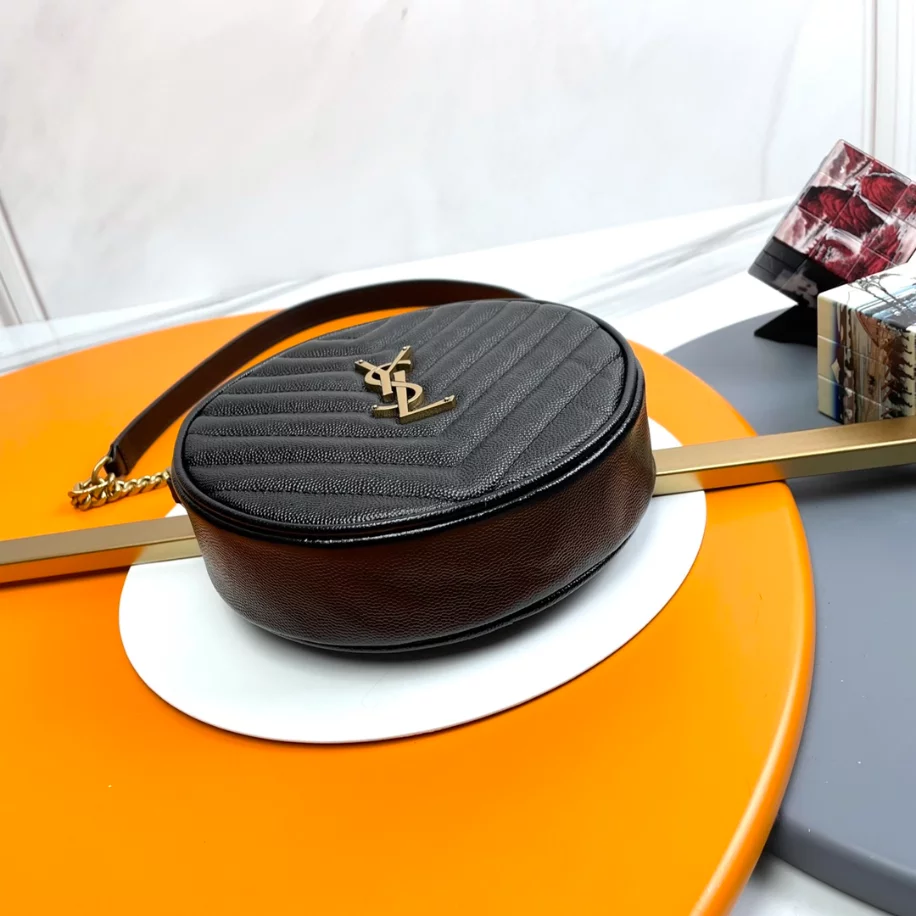 Vinyle in Grain de Poudre Leather round zipped bag - Image 11