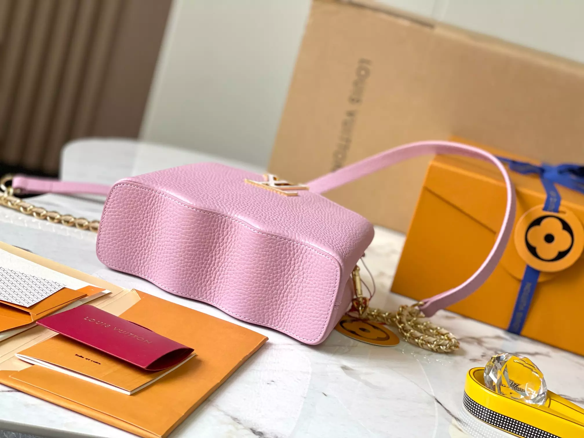 LV Capucines Mini Capushell in Light Pink - Repbags.is - Image 6