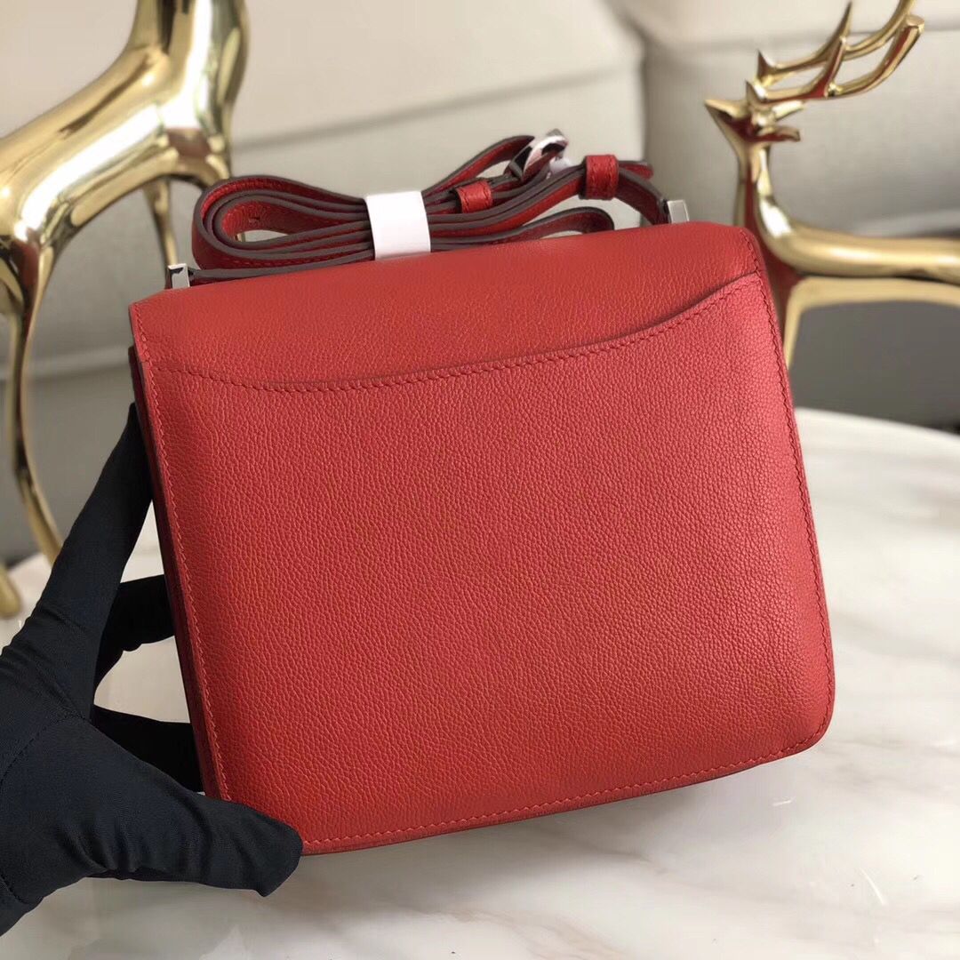 Hermes 2002 20cm Bag In Red Evercolor Calfskin - Image 3