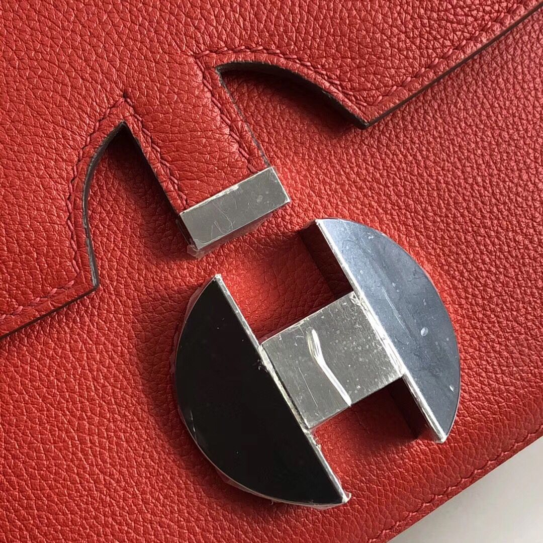 Hermes 2002 20cm Bag In Red Evercolor Calfskin - Image 6