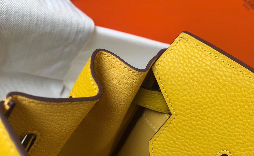 Hermes Birkin 35cm Bag In Yellow Clemence Leather GHW - Image 8