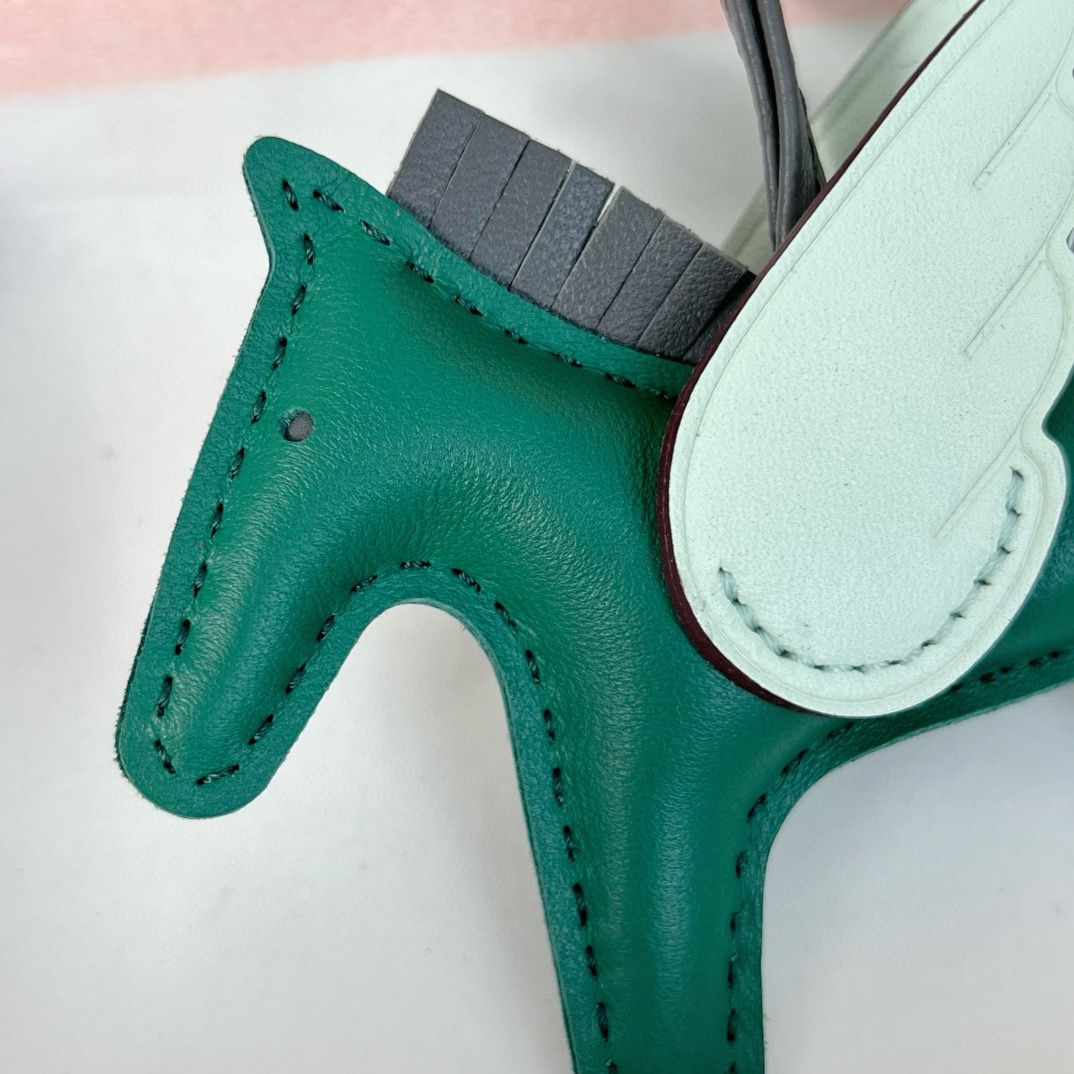 Hermes Rodeo Pegase PM Bag Charm in Green/Ardoise/Celeste Lambskin - Image 5