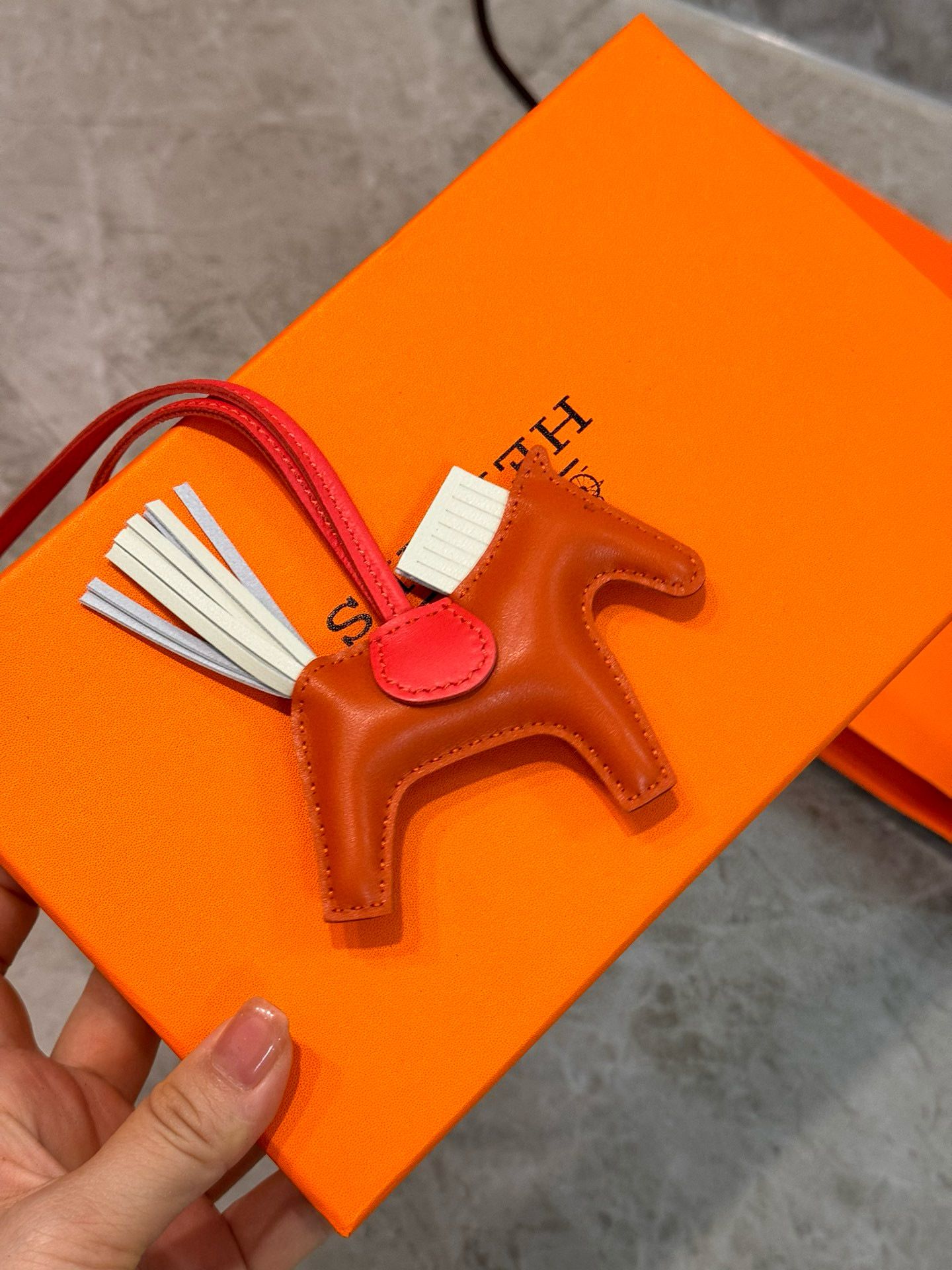 Hermes Rodeo PM Bag Charm in Cornaline/Craie/Rose Lambskin - Image 4